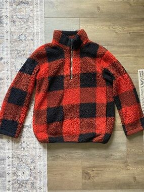 Women’s Small Pullover